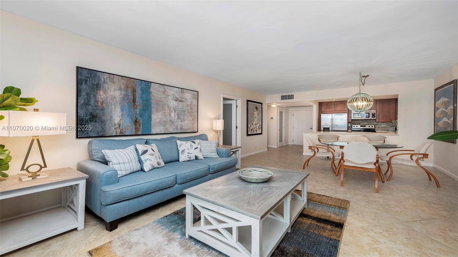 2301 Collins AveMiami Beach - Condo/Co-Op/Seasonal,Condo condo unit 301 - picture