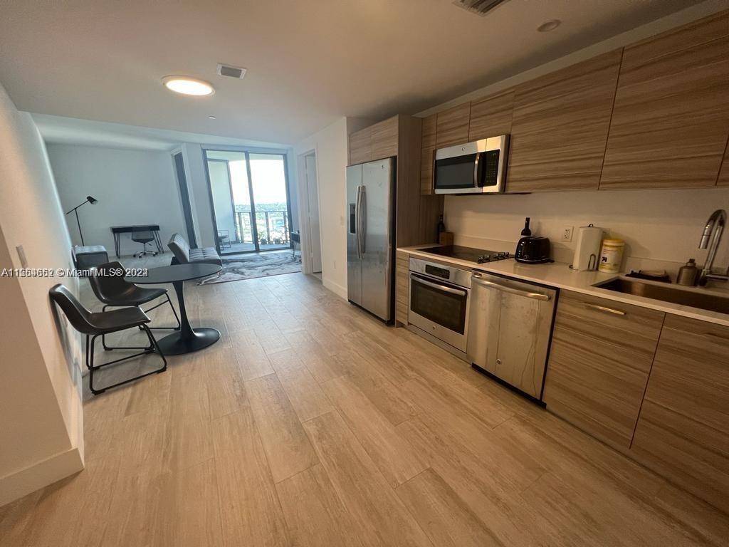121 NE 34th StMiami - Condo 5+ Stories,Condo condo unit 2014 - picture