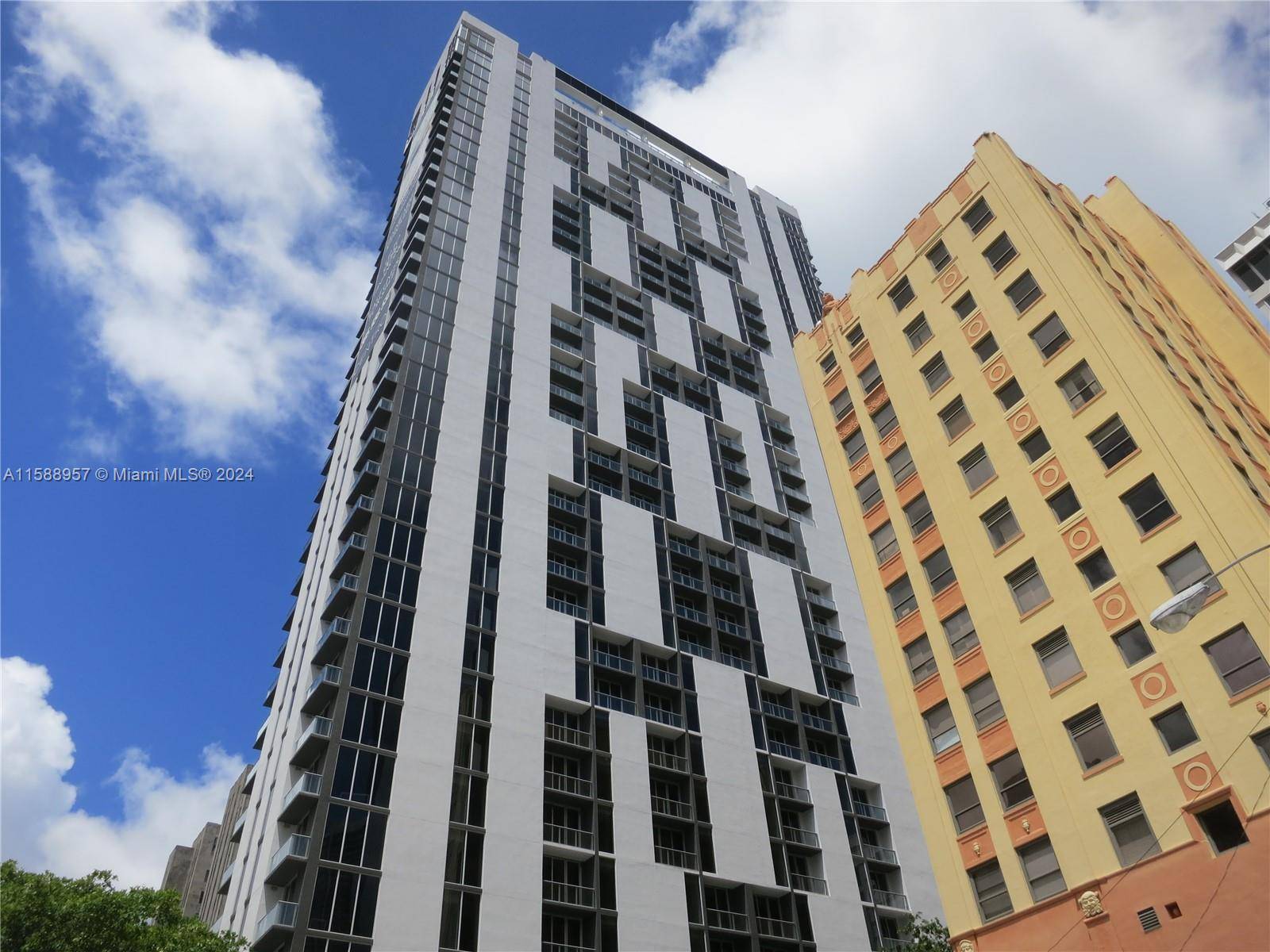 151 SE 1 StMiami - Condo 5+ Stories,Condo condo unit 1704 - picture