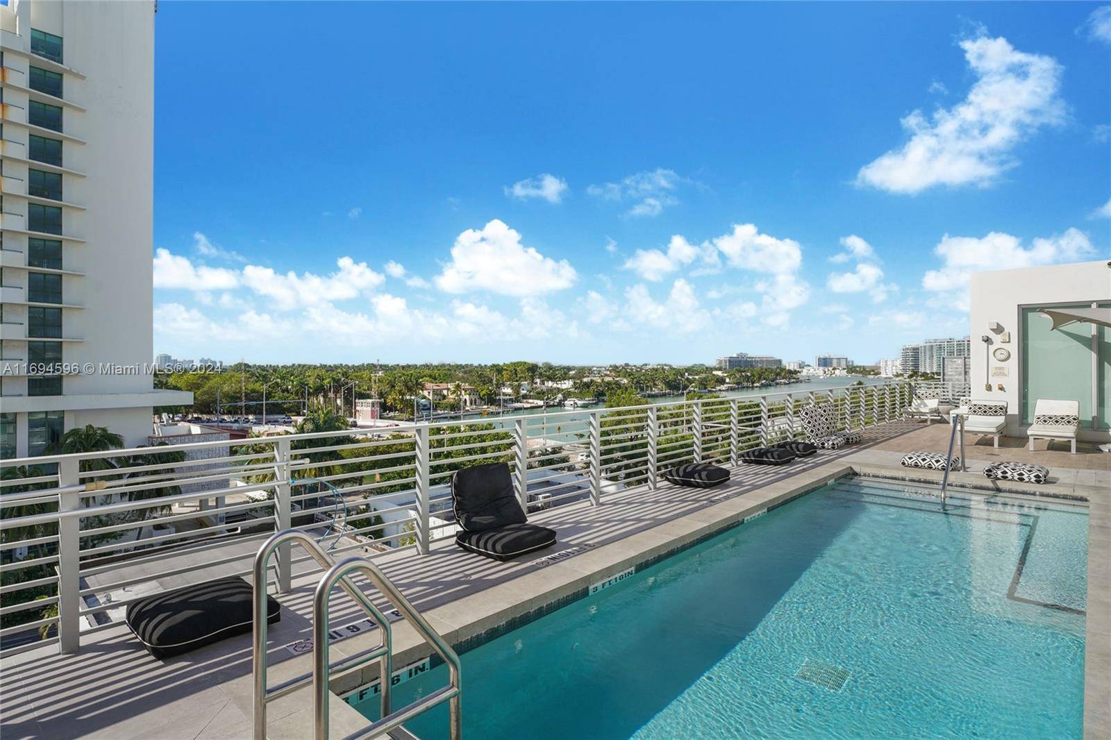 6080 Collins AveMiami Beach - Condo-Hotel,Condo condo unit 102 - picture