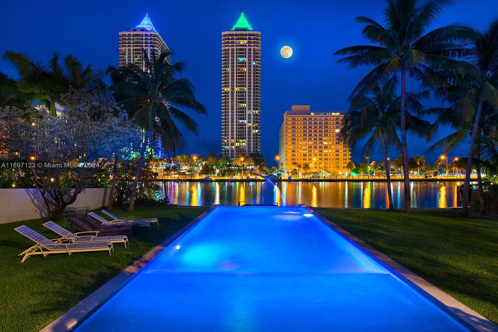 4745 Pine Tree DrMiami Beach - picture