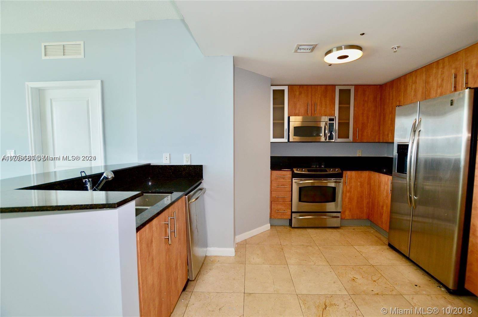 7900 Harbor Island DrNorth Bay Village - Condo/Co-Op/Annual,Condo condo unit 806 - picture