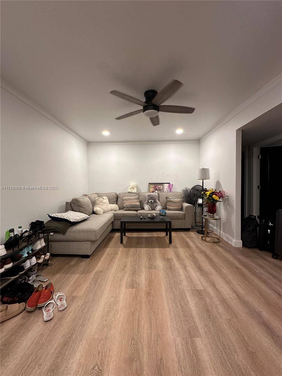 5100 SW 41st StPembroke Park - Condo 1-4 Stories,Condo condo unit 328 - picture