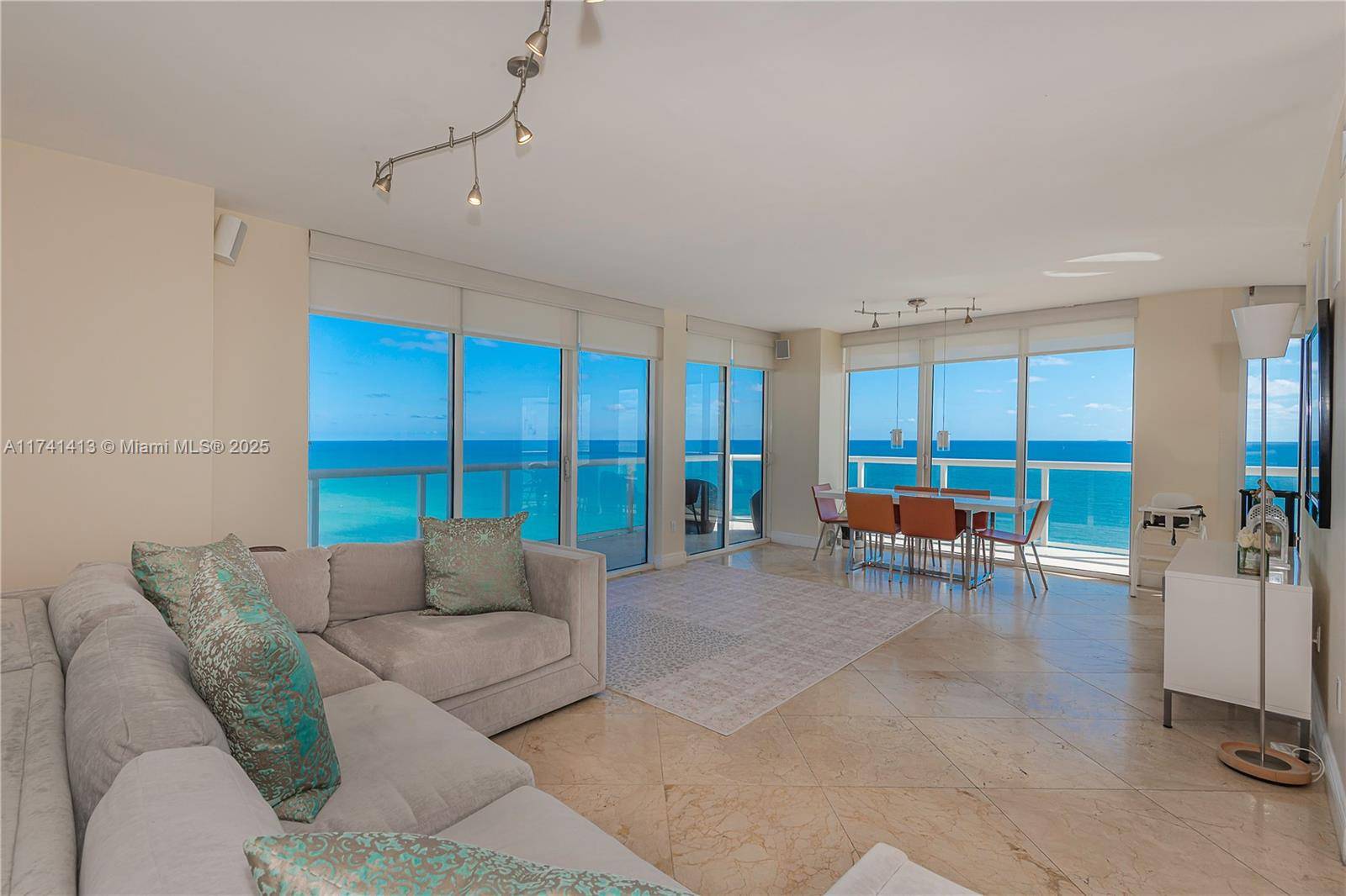 6365 SE Collins AveMiami Beach - Condo/Co-Op/Annual,Condo condo unit 1601 - picture