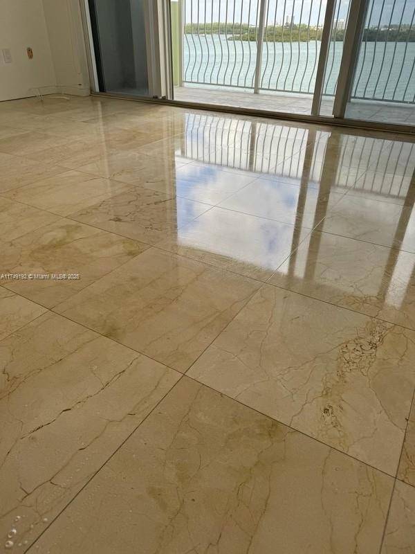 10350 W Bay Harbor DrBay Harbor Islands - Condo/Co-Op/Annual,Condo condo unit 6V - picture