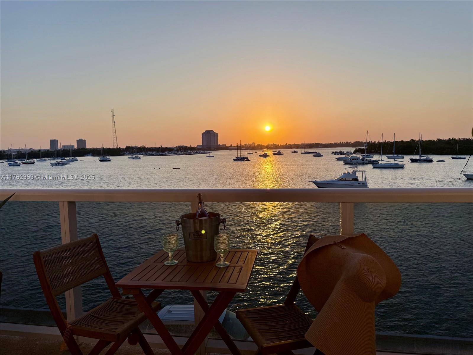 7928 West DrNorth Bay Village - Condo 5+ Stories,Condo condo unit 307 - picture