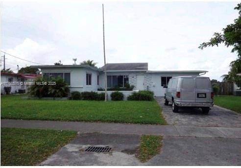 8320 NW 10 AveMiami - picture