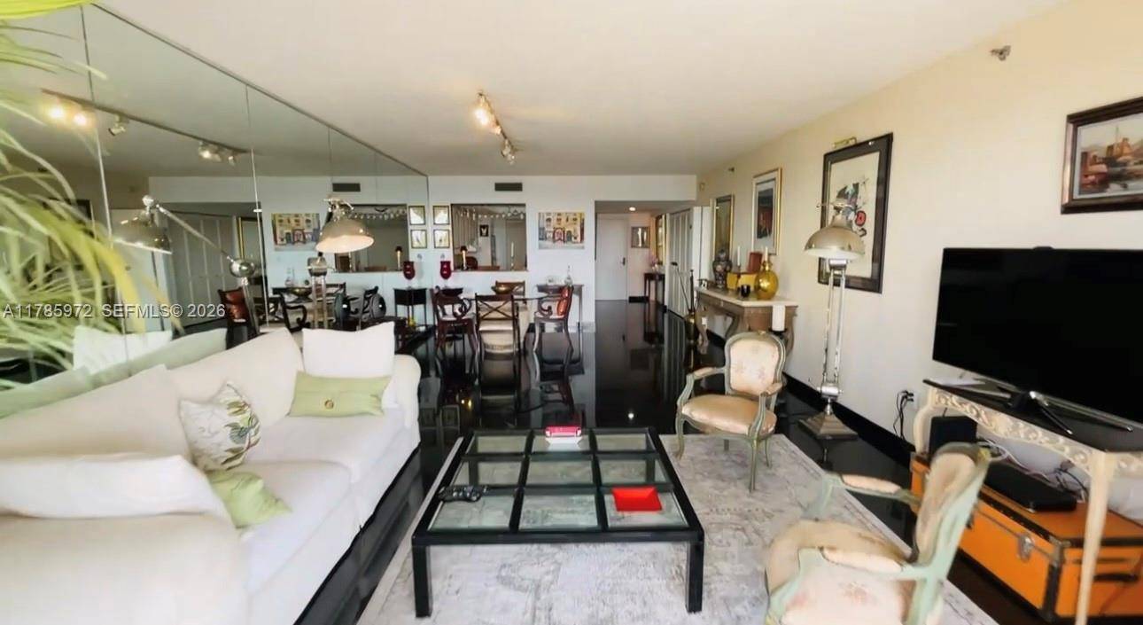 8855 Collins AveSurfside - Condo/Co-Op/Annual,Condo condo unit 9E - picture