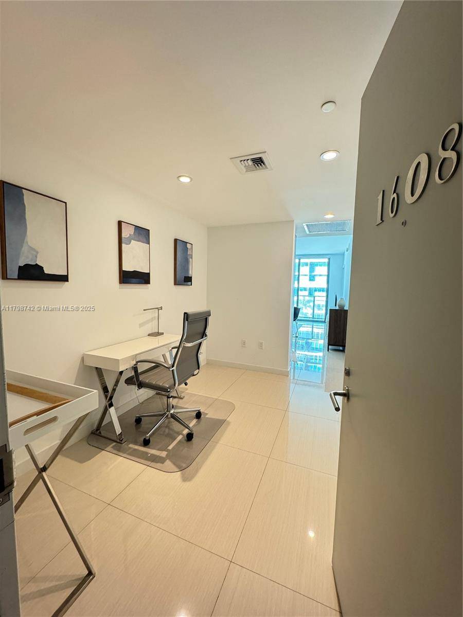 1300 S Miami AveMiami - Condo 5+ Stories,Condo condo unit 1608 - picture