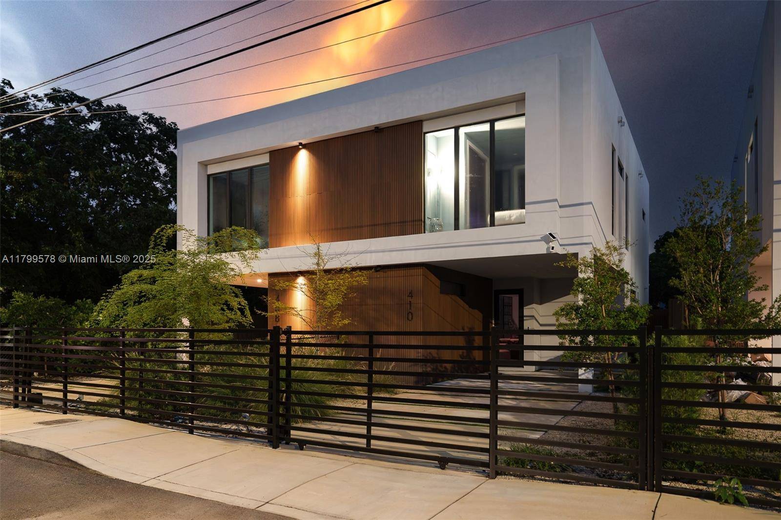 410 NW 52nd StMiami - Townhouse/Villa-Annual,Townhouse condo unit 410 - picture