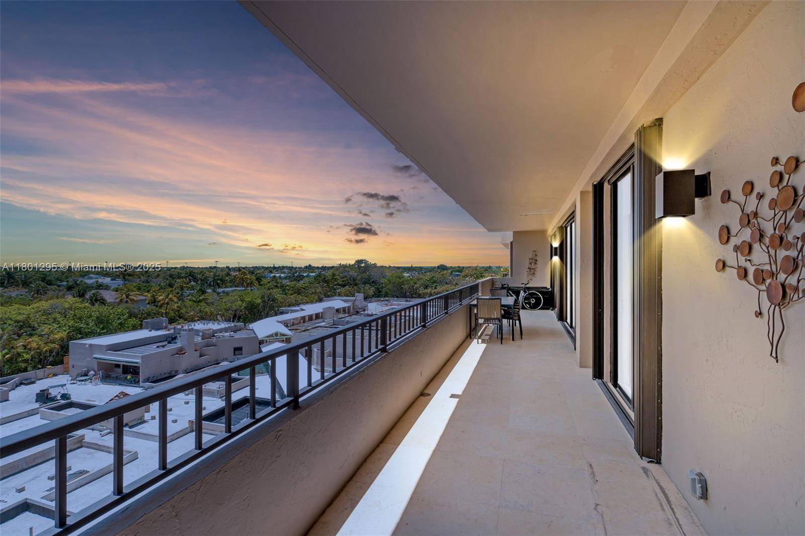 151 Crandon BlvdKey Biscayne - Condo/Co-Op/Seasonal,Condo condo unit 525 - picture