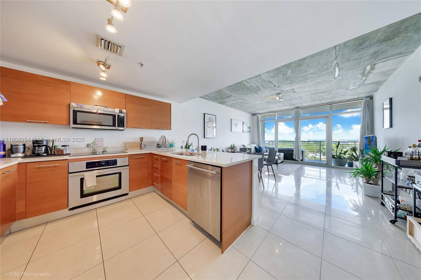 3250 NE 1st AveMiami - Condo 5+ Stories,Condo condo unit 1007 - picture