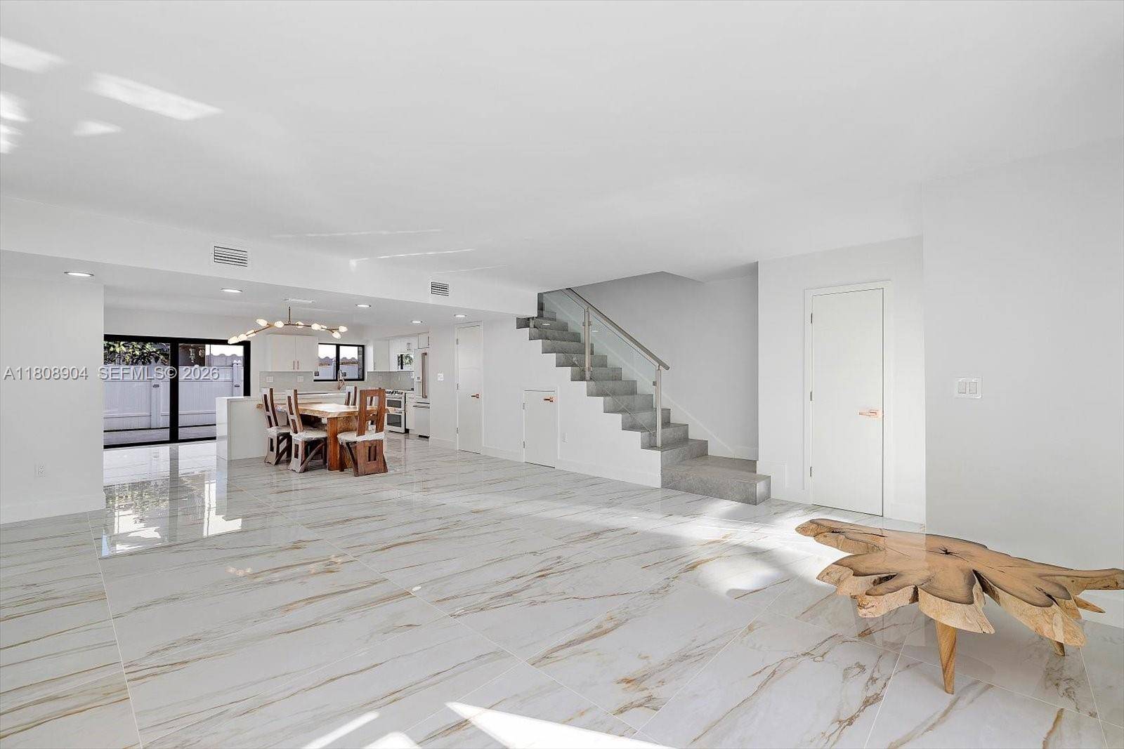 16449 NE 26th AveNorth Miami Beach - Townhouse condo unit 16 - picture