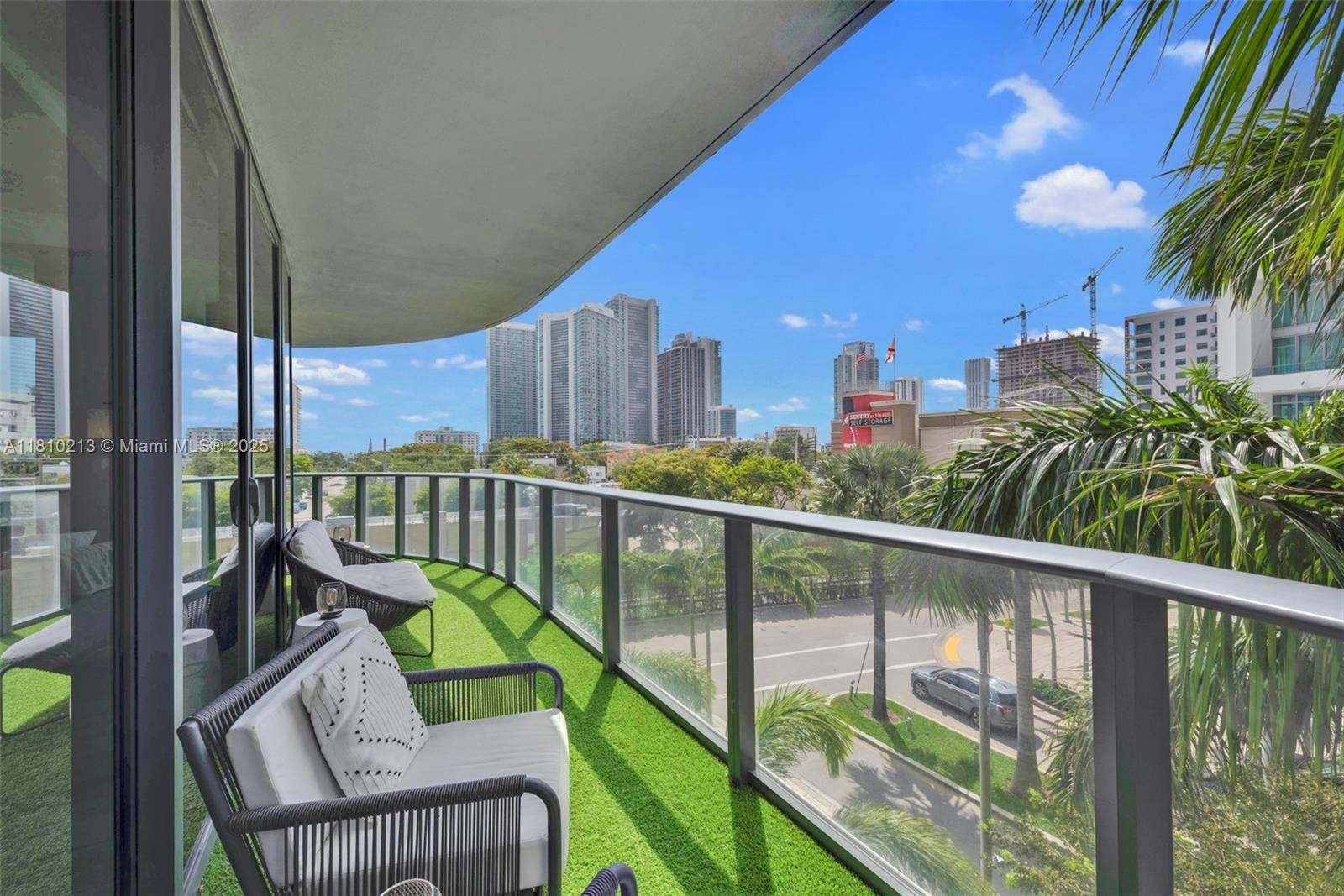 121 NE 34th StMiami - Condo/Co-Op/Seasonal,Condo condo unit L304 - picture