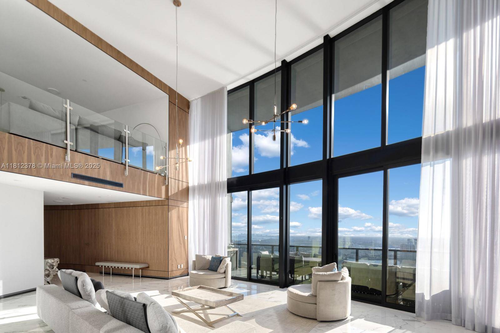 18555 Collins AveSunny Isles Beach - Condo/Co-Op/Annual,Condo condo unit 4603 - picture