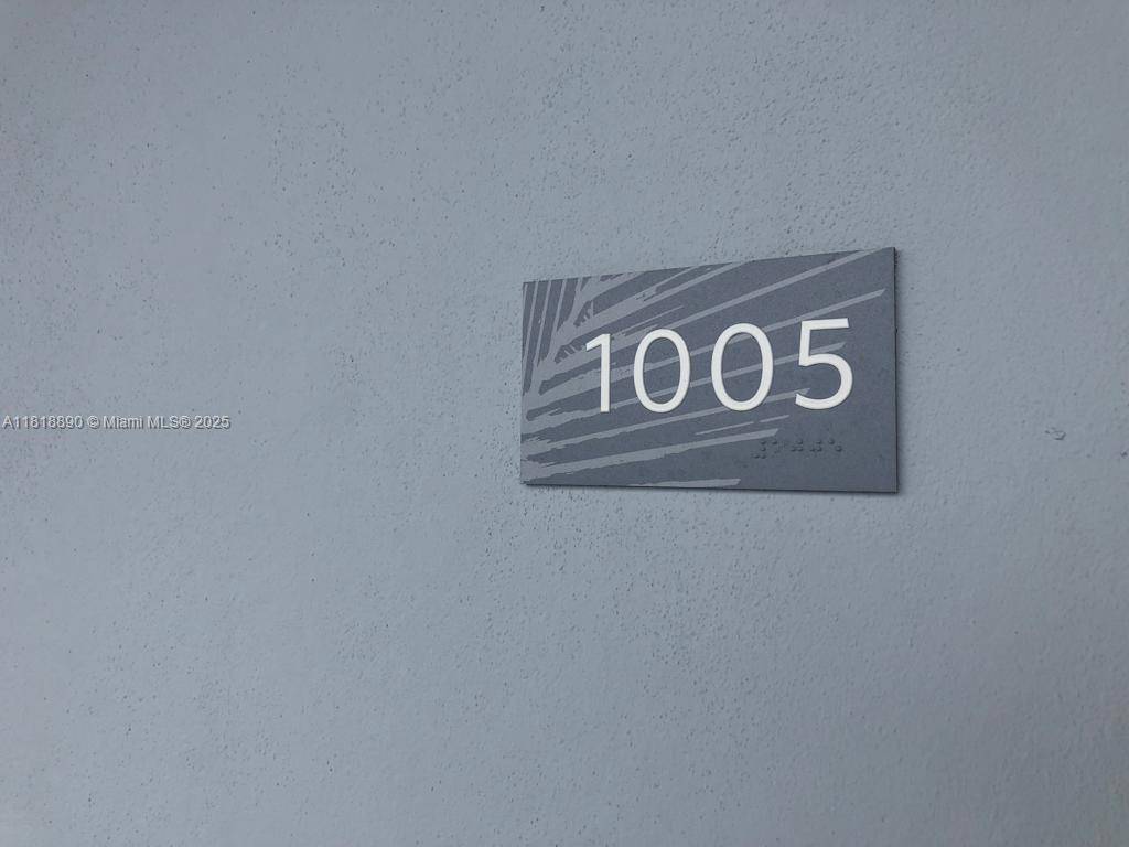 16385 Biscayne BlvdNorth Miami Beach - Condo 5+ Stories,Condo condo unit 1005 - picture