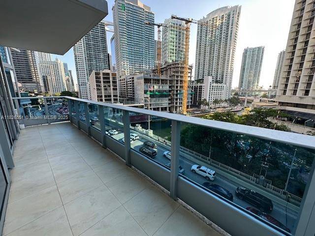 200 Biscayne Boulevard WayMiami - Condo 5+ Stories,Condo condo unit 701 - picture