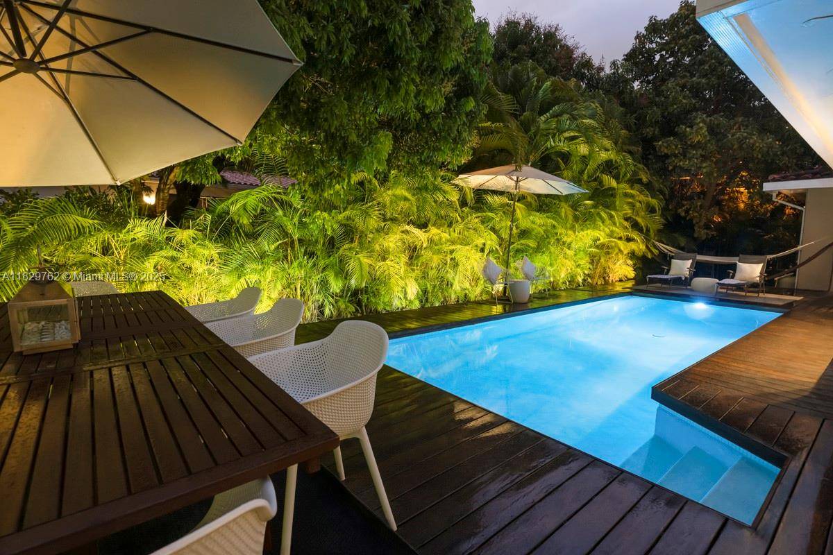 1535 Robbia AveCoral Gables - picture