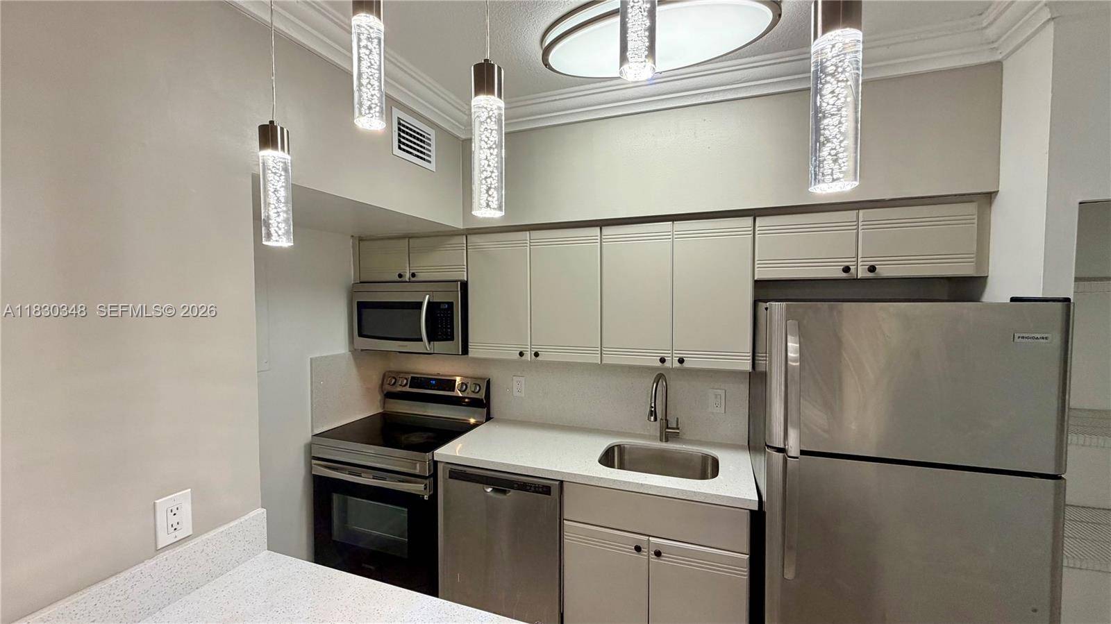 1559 Michigan AveMiami Beach - Condo 1-4 Stories,Condo condo unit 305 - picture