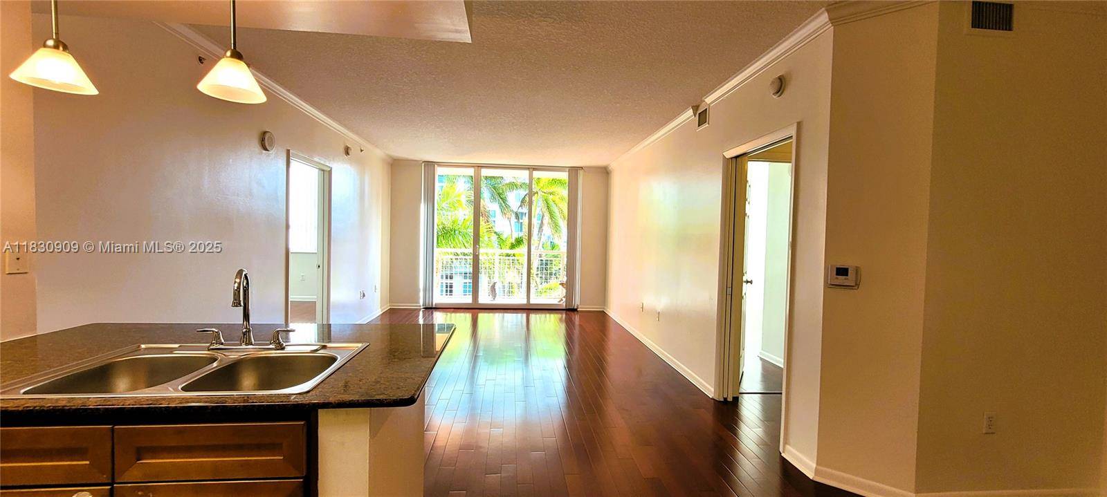2000 N Bayshore DrMiami - Condo 5+ Stories,Condo condo unit 509 - picture