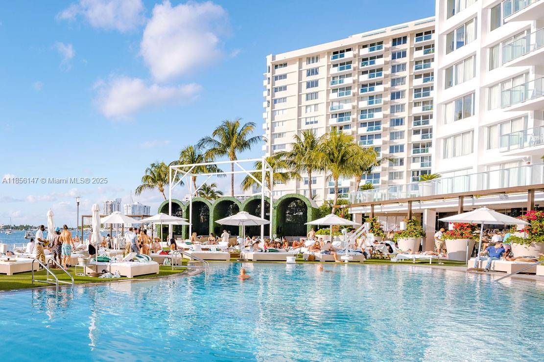 1100 West AveMiami Beach - Single Family-Seasonal,Condo condo unit 322 - picture