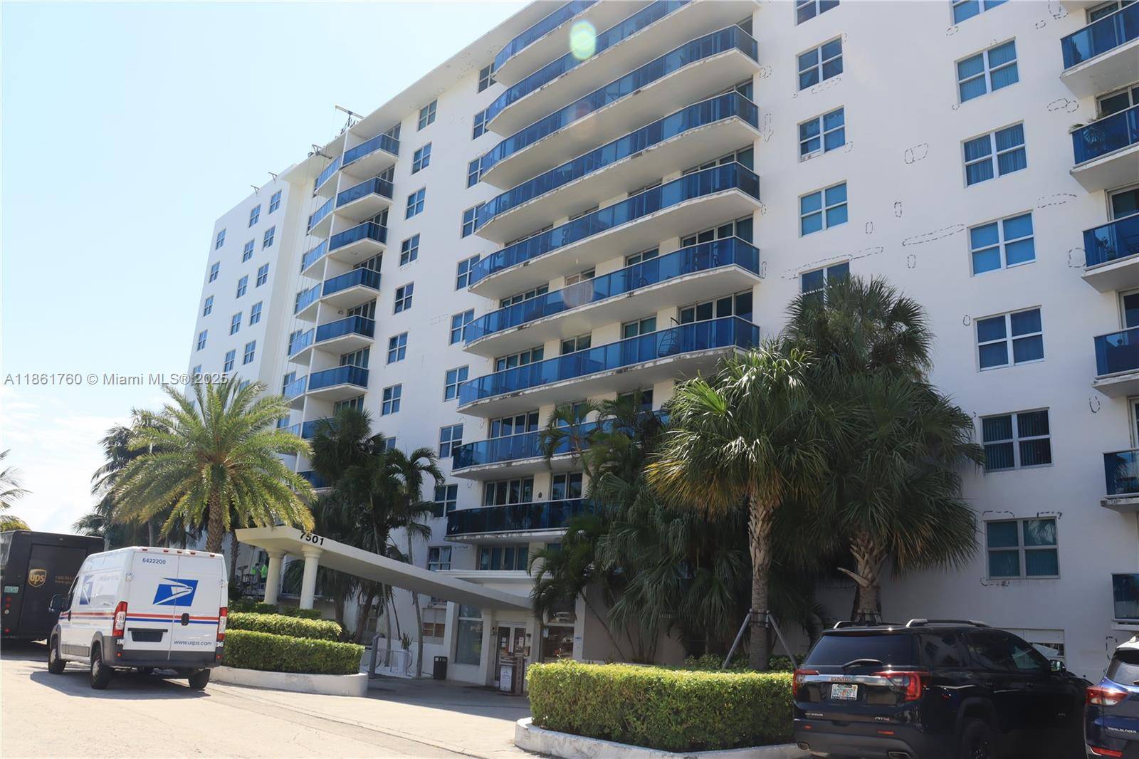 7501 E Treasure DrNorth Bay Village - Condo 5+ Stories,Condo condo unit 3K - picture