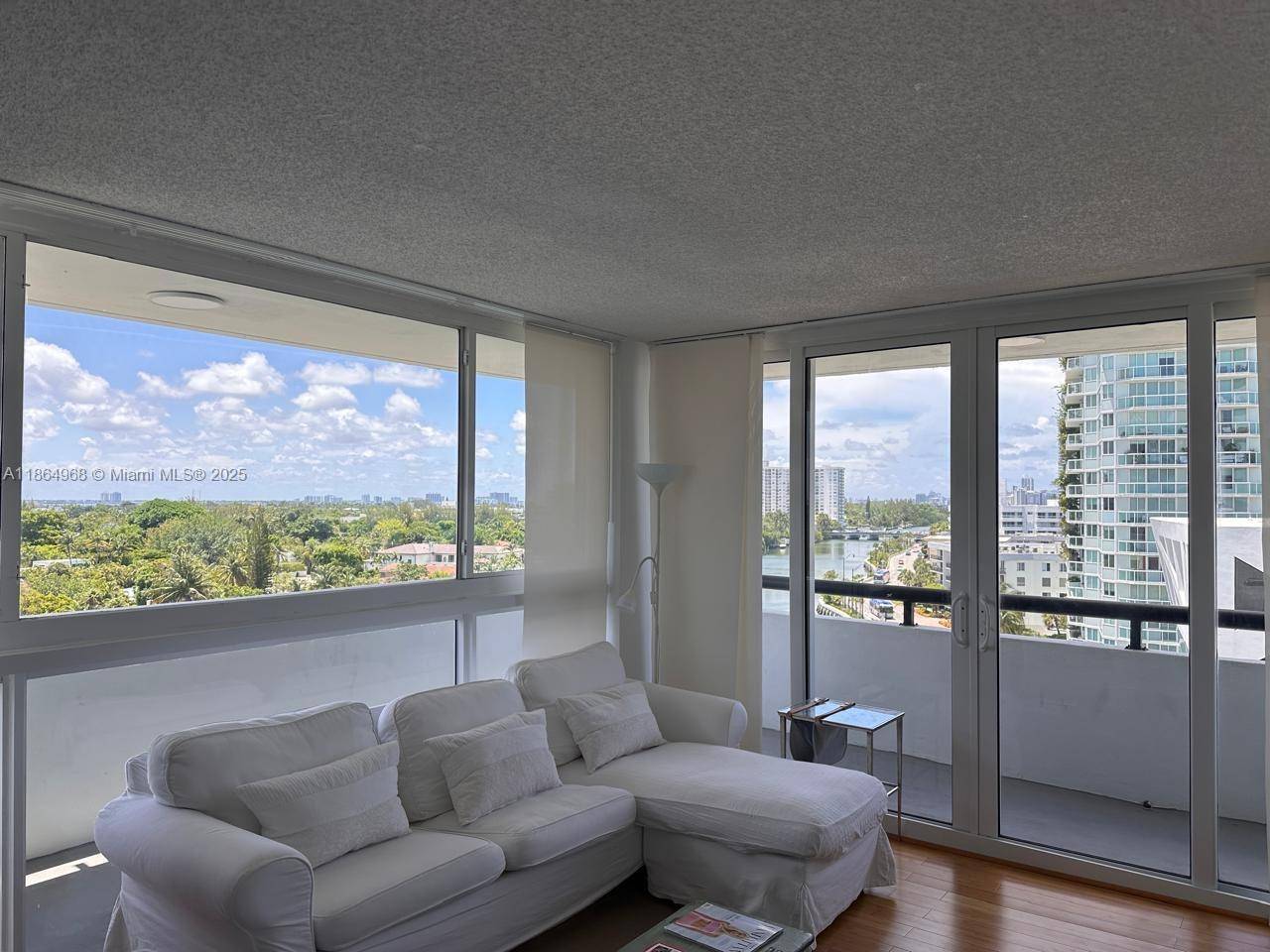 3200 Collins AveMiami Beach - Condo 5+ Stories,Condo condo unit 7-4 - picture
