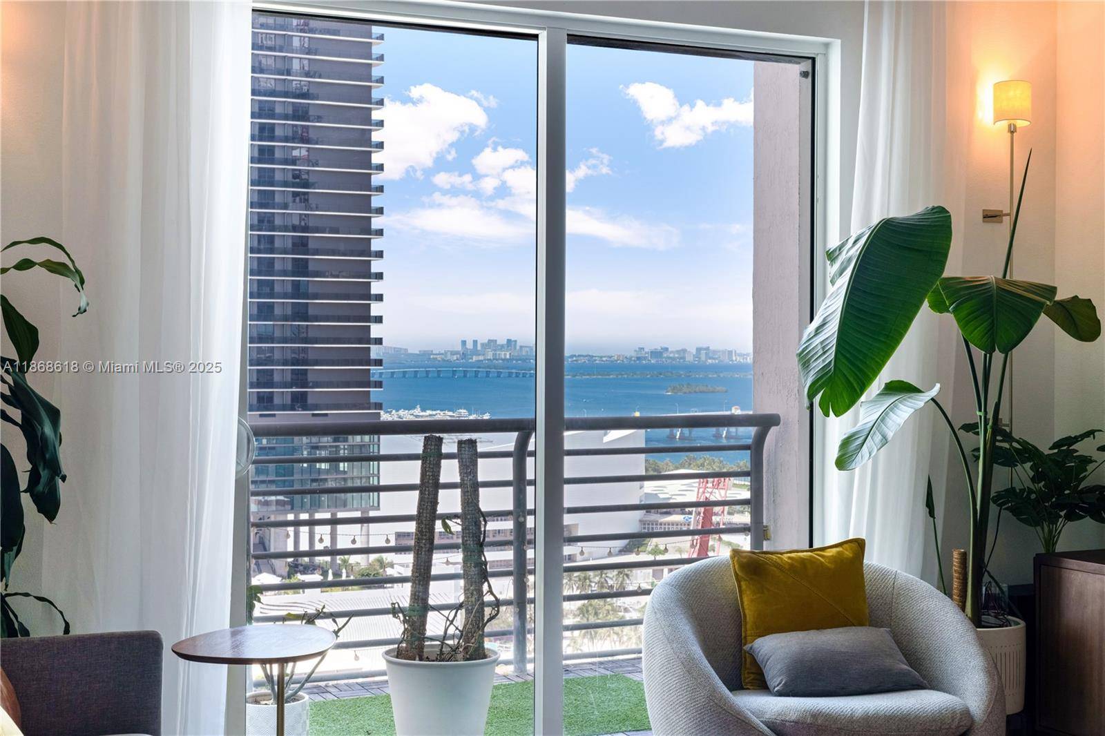 234 NE 3rd StMiami - Condo 5+ Stories,Condo condo unit LPH06 - picture