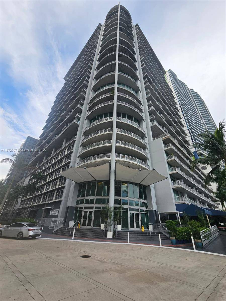 690 SW 1st CtMiami - Condo 5+ Stories,Condo condo unit 2515 - picture