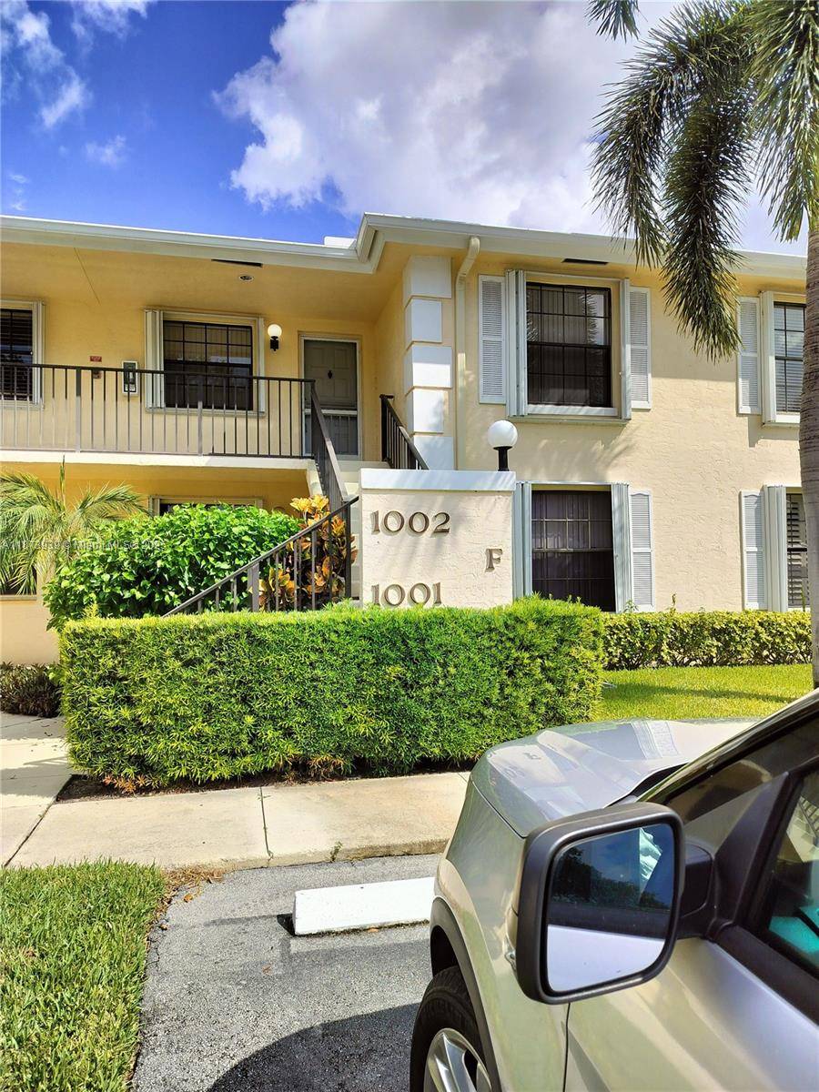 1002 Keystone DrJupiter - Condo/Co-Op/Seasonal,Condo condo unit F - picture