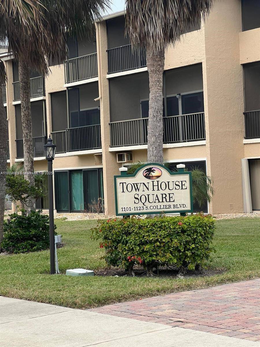 1103 S collierMarco Island - Townhouse/Villa-Seasonal,Townhouse condo unit C-108 - picture