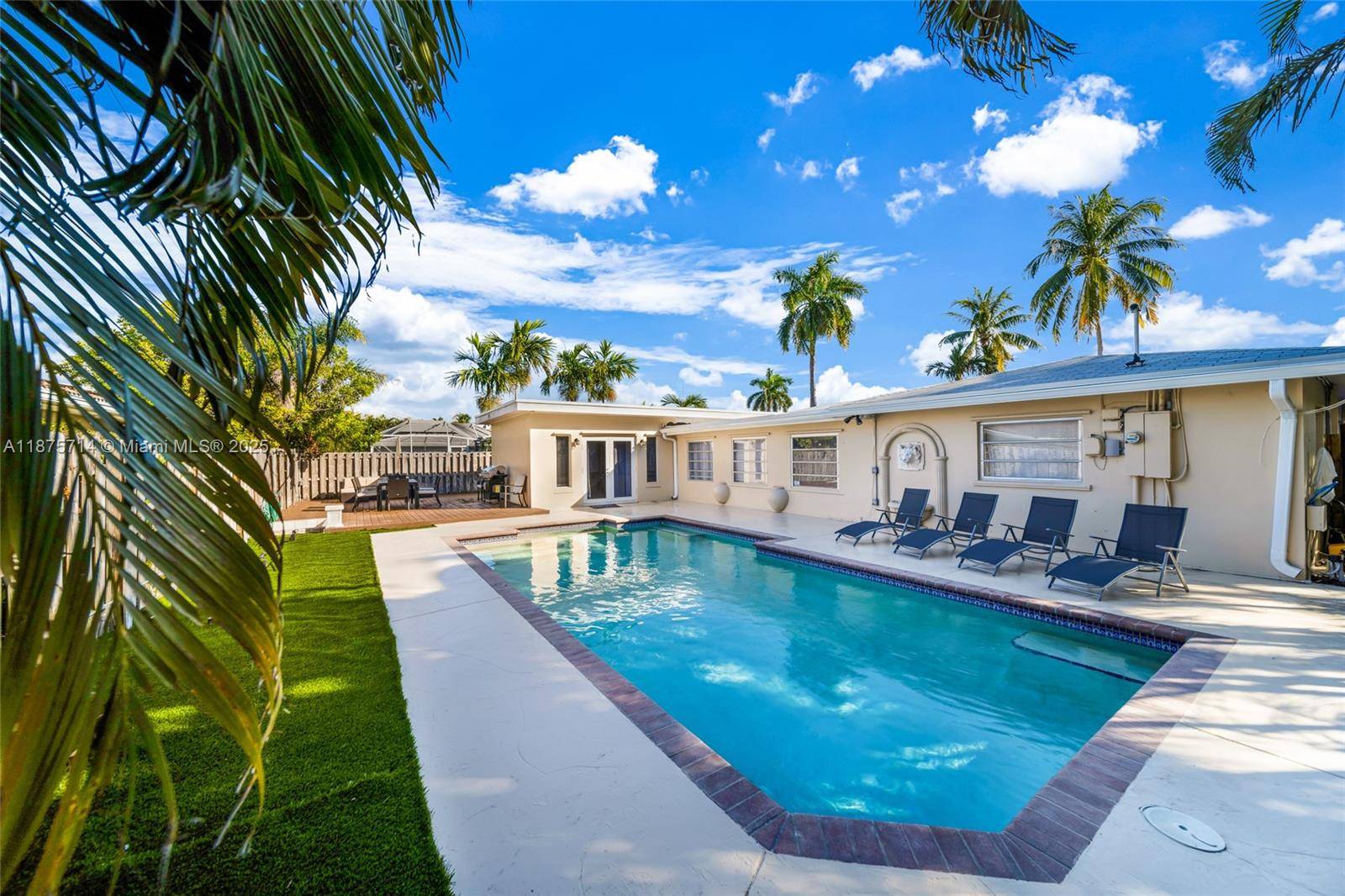 241 Oceanic AveLauderdale By The Sea - picture