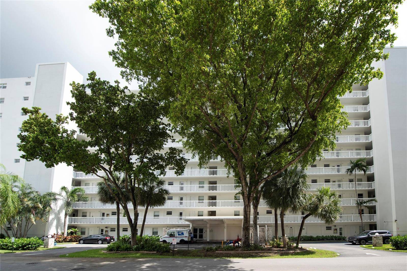 2555 NE 11thFort Lauderdale - Condo condo unit 302 - picture