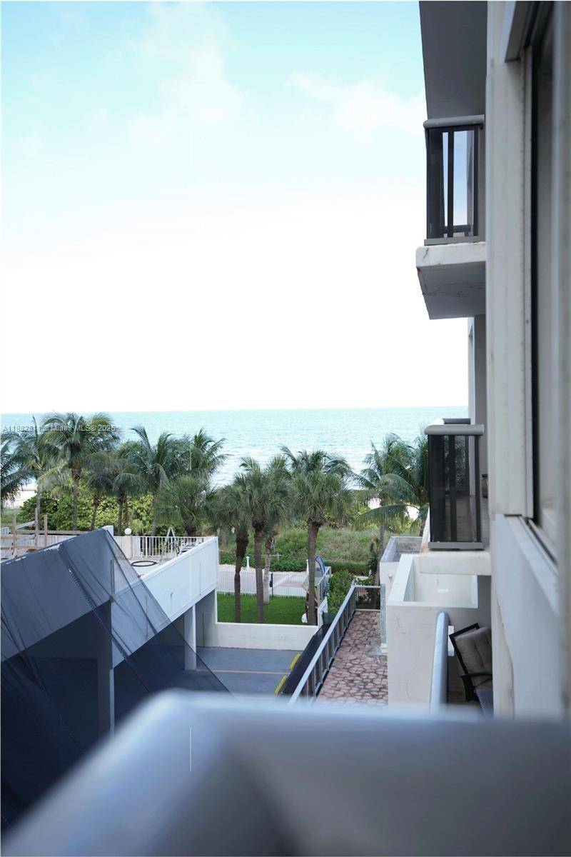 6039 Collins AveMiami Beach - Condo/Co-Op/Annual,Condo condo unit 503 - picture