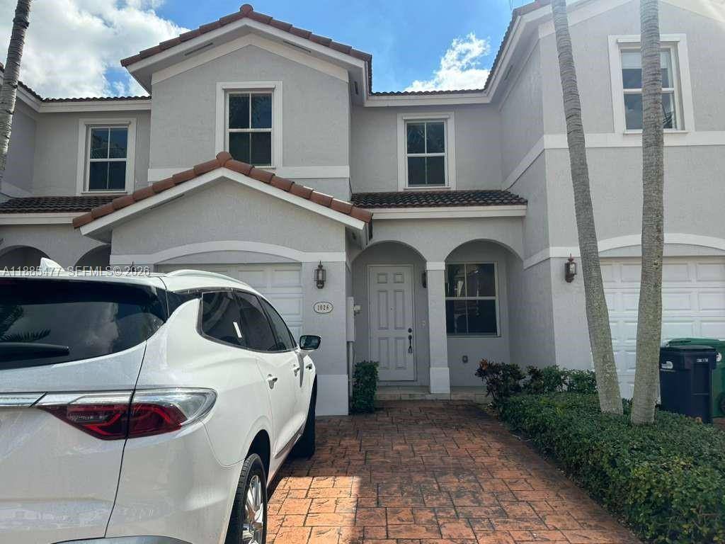 1026 NE 207th TerMiami - Townhouse/Villa-Annual,Townhouse condo unit 1026 - picture