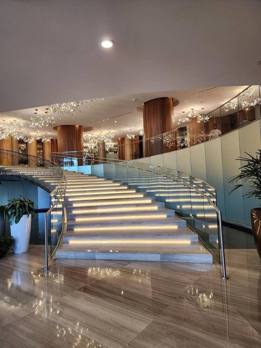 488 NE 18th StMiami - Condo 5+ Stories,Condo condo unit 301 - picture