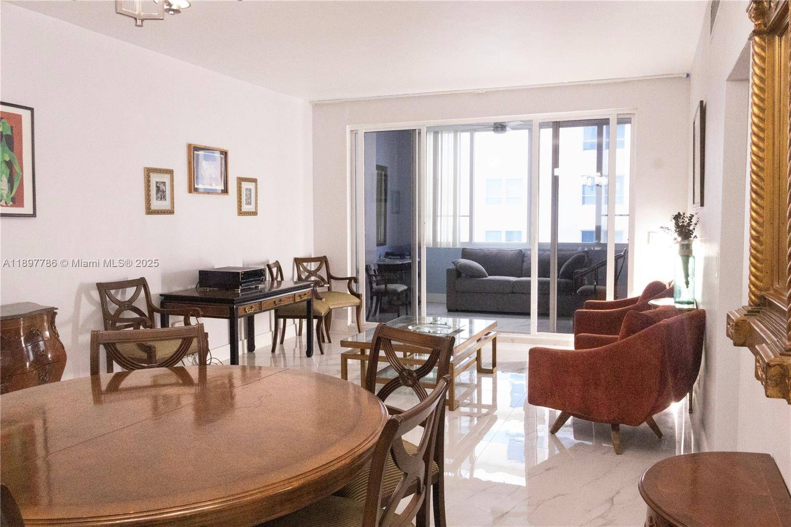 5005 Collins AveMiami Beach - Condo/Co-Op/Seasonal,Condo condo unit 1523 - picture