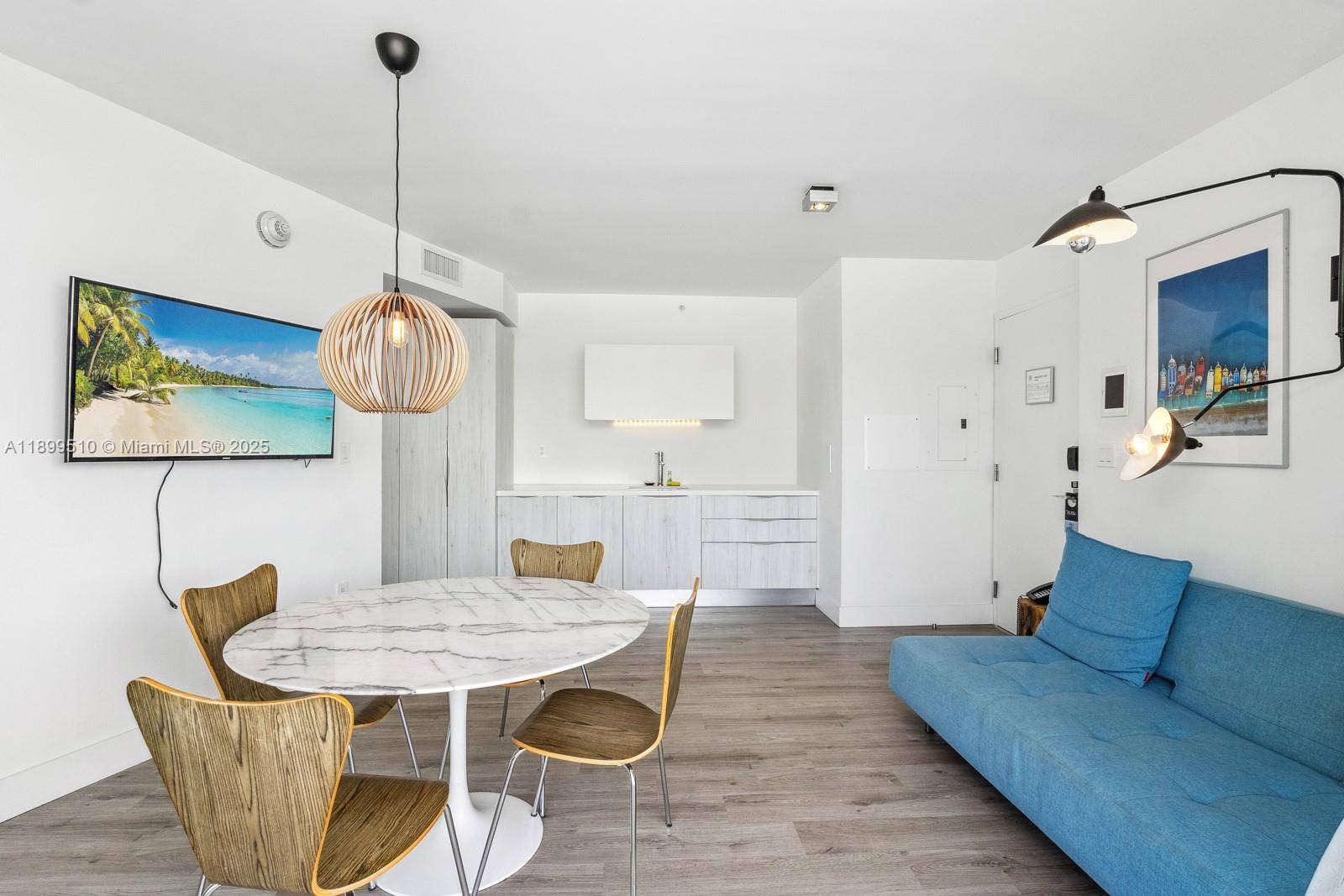 6080 Collins AveMiami Beach - Condo-Hotel,Condo condo unit 302 - picture