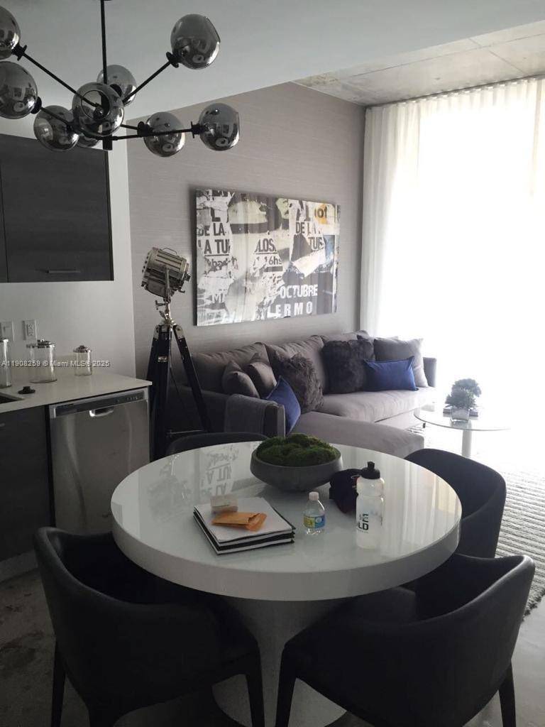 151 SE 1st StMiami - Condo 5+ Stories,Condo condo unit 903 - picture