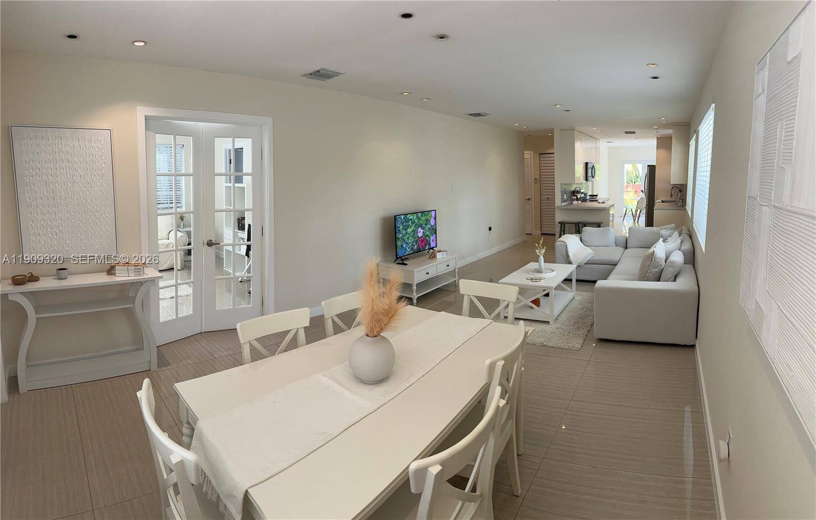 9464 Abbott AveSurfside - picture