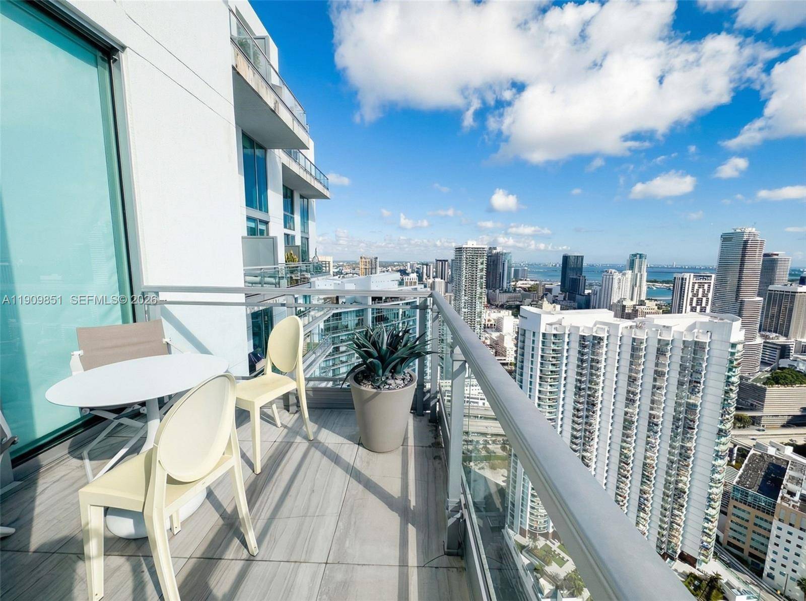 92 SW 3rd StMiami - Condo/Co-Op/Annual,Condo condo unit PH5213 - picture