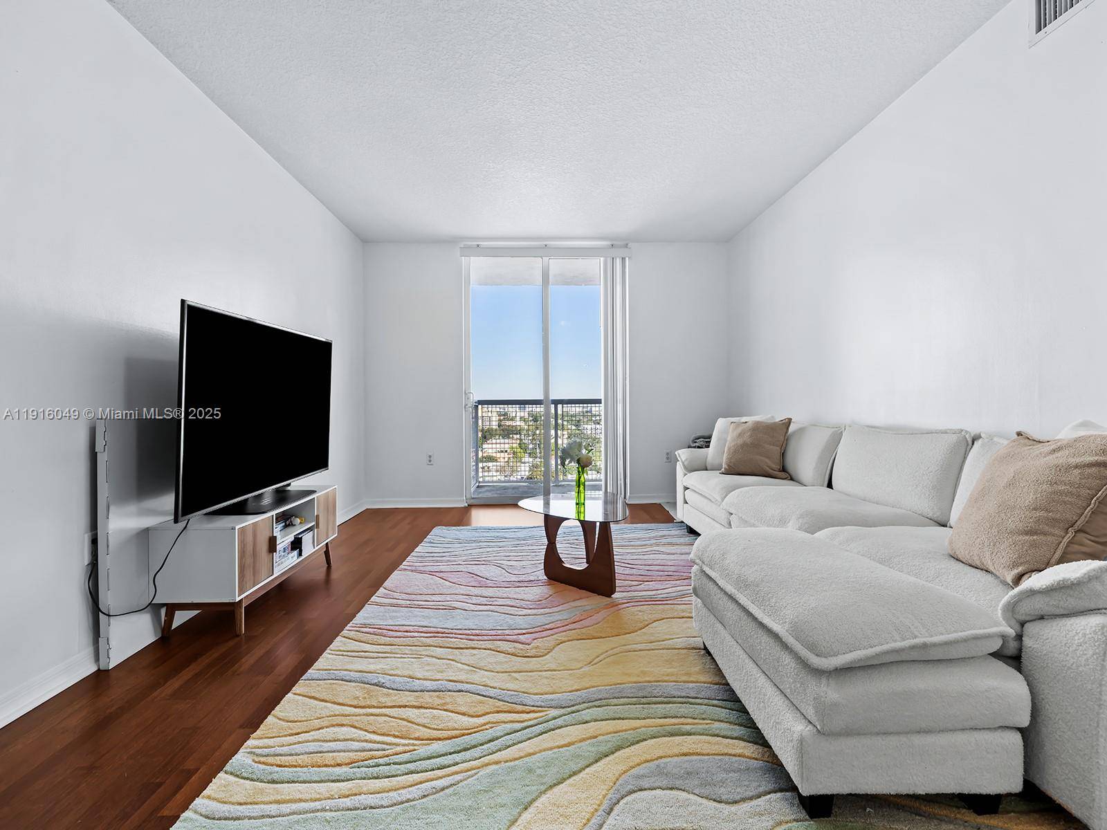 900 SW 8th StMiami - Condo 5+ Stories,Condo condo unit 1208 - picture