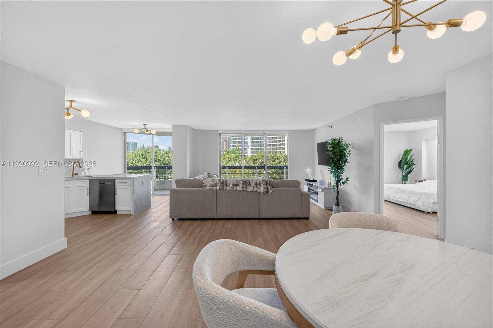 19101 Mystic Pointe DrAventura - Condo 5+ Stories,Condo condo unit 402 - picture