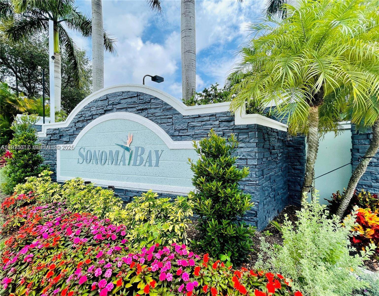 1918 Alamanda WayRiviera Beach - picture