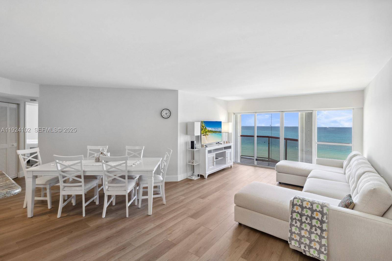 6767 Collins AveMiami Beach - Condo/Co-Op/Annual,Condo condo unit 909 - picture