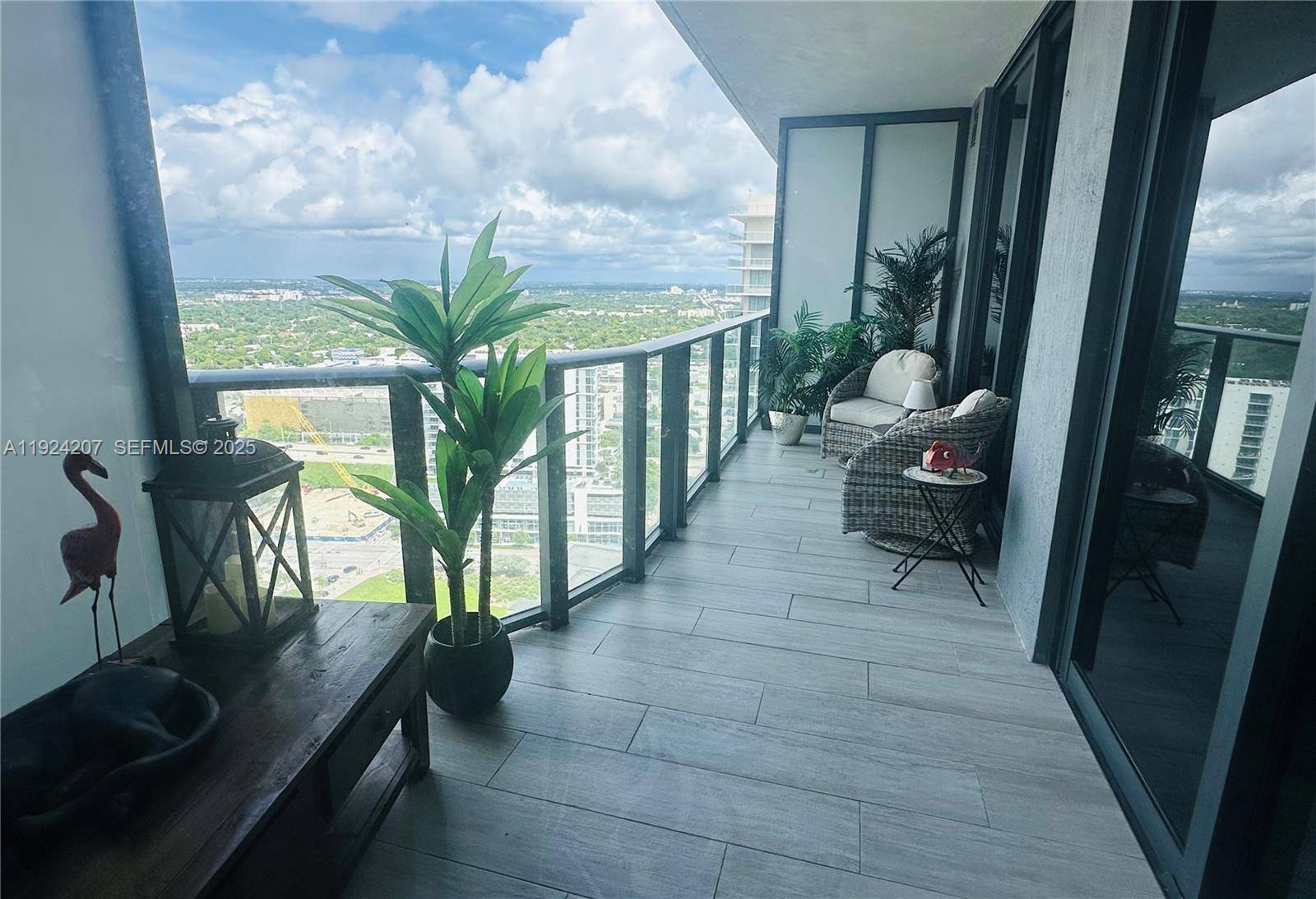 121 NE 34th StMiami - Condo/Co-Op/Seasonal,Condo condo unit 3014 - picture