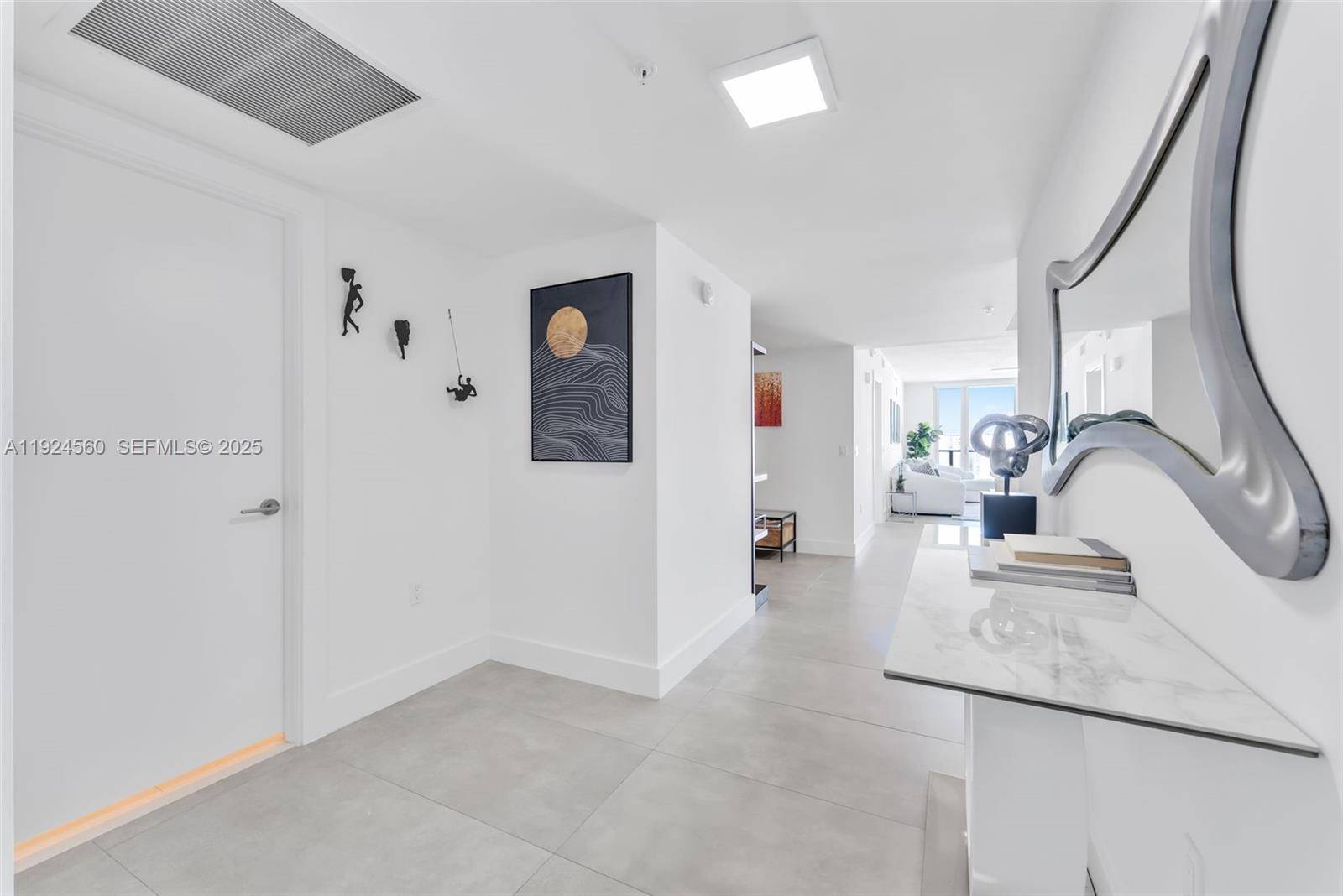 300 Sunny Isles BlvdSunny Isles Beach - Condo/Co-Op/Annual,Condo condo unit 4-1603 - picture