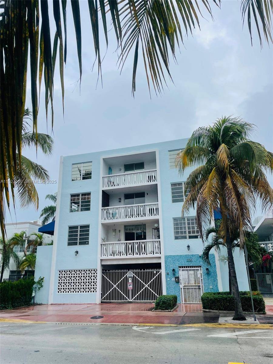 335 Collins AveMiami Beach - Condo 1-4 Stories,Condo condo unit 302 - picture