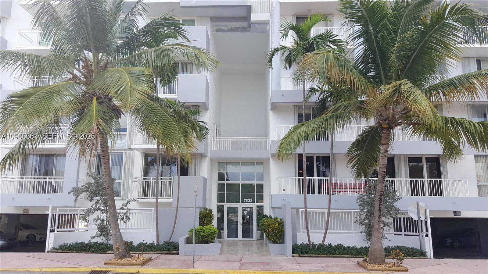 7832 Collins AveMiami Beach - Condo 5+ Stories,Condo condo unit 403 - picture