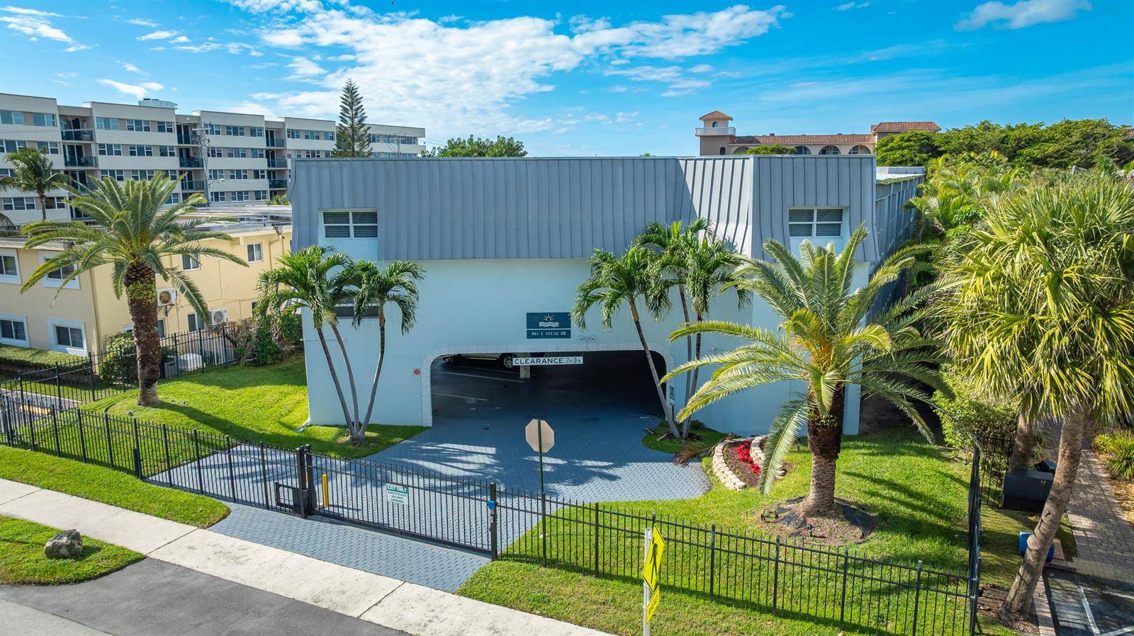 961 S OceanDeerfield Beach - Condo condo unit 302 - picture